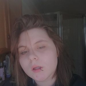 Meet your Posher, Adriana